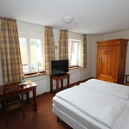 Drei Linden Hotel 3*