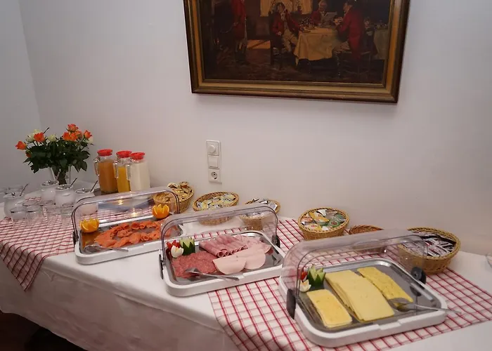 Drei Linden Szálloda 3*